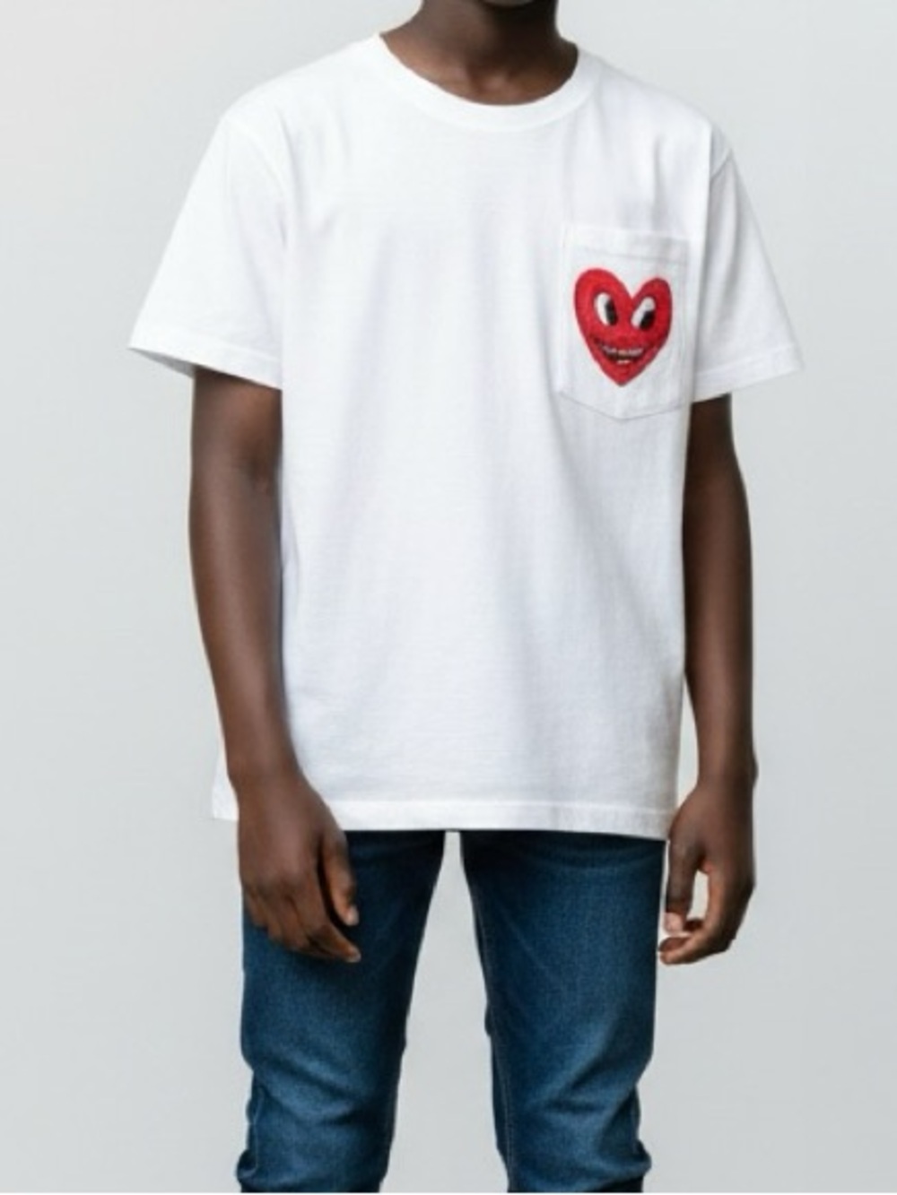 Keith herring Smiling heart white t-shirt youth size large NWT